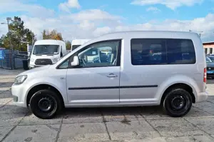 Volkswagen Caddy 1.6TDI, TÜV-10.27, Klima, AHK, Navi, PDC, Bild 4