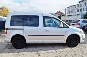 Volkswagen Caddy 1.6TDI, TÜV-10.27, Klima, AHK, Navi, PDC, Bild 5