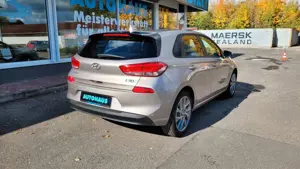 Hyundai i30 1,4 T-GDI Passion + Navi*SHZ*PDC*Kamera Bild 4