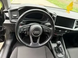 Audi A1 A1 25 TFSI Sportback Bild 3