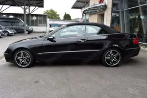 Mercedes-Benz CLK 320 *Avantgarde*Leder*Xenon*Navi*AHK*Sport* Bild 4