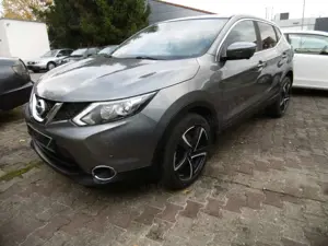 Nissan Qashqai Kamera 360° DAB-Radio Navi PDC