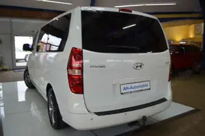 Hyundai H-1 Travel Premium AUTOMATIK / PDC / KLIMAANLAGE Bild 4