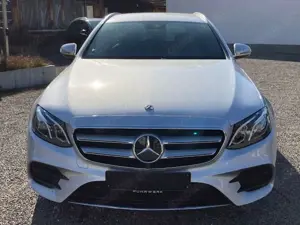 Mercedes-Benz E 200 T/Avantgarde/AMG Line/RFK/LED/COMAND/DIST.PLUS Bild 3
