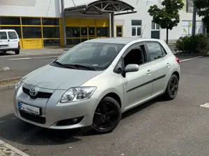 Toyota Auris Auris  5-Türer 1.4 VVT-i Sol