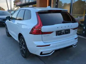 Volvo XC60 Ultimate Dark AWD HUD AHK Leder Digitales Cockpit Bild 5