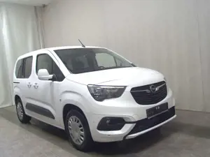 Opel Combo 1.5 D Edition Navi RFK Shz Bild 3