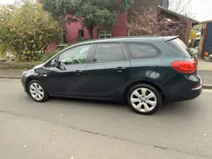 Opel Astra 1.4 Turbo Sports Tourer ecoFLEX Start/Stop Style Bild 4