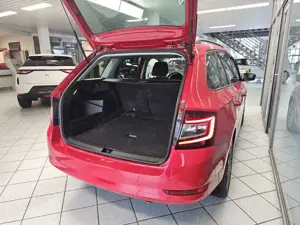 Skoda Fabia Clever DSG,Navi,Sitzheizung,PDC,LED Bild 3