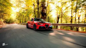 Alfa Romeo Giulia 2.9 V6 Bi-Turbo AT8 Quadrifoglio Bild 2