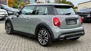 MINI One LED KEYLESS PDC R-KAMERA VIRTUAL APPS Bild 3