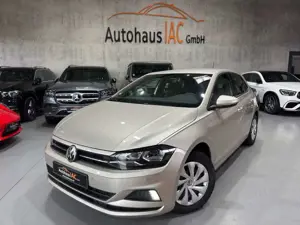 Volkswagen Polo VI Comfortline/NAVI/SHZ/TOTW/TEILLEDER