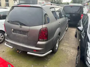 SsangYong Rexton Korando Diesel 2.0  DPF 4WD Bild 4