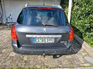 Peugeot 308 308 SW HDi FAP 110 Sport Bild 2