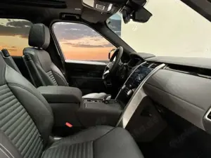Land Rover Discovery 3.0 D350 S 7-Sitzer Bluetooth Vollleder Bild 3