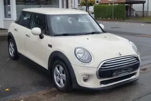 MINI Cooper 5-trg.*Navi*Klimaaut.*PDC*SHZ*Alu*2.Hand Bild 2