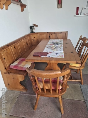 Eckbank mit 3 Stühlen, robus von Hin und Mit