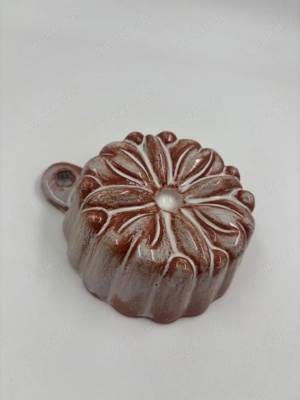Kleine Gugelhupf Backform, Keramik braun glasiert,