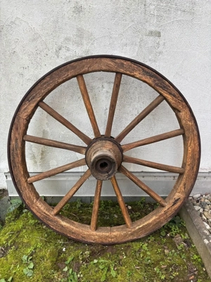 Deko Wagenrad   ca. 90 cm, Holz Massivholz & Eisen