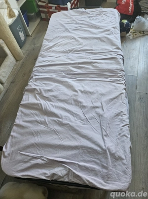 Gäste-   Klappbett