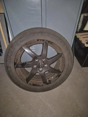 Winterreifen Dunlop 215 55 R 17 98V