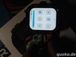 Smartwatch mit Kamera & Herzfrequenzmesser