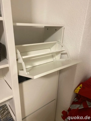 Weißer Schuhschrank 