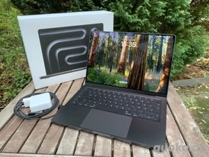 APPLE MacBook Pro 2024 14,2 Zoll 16