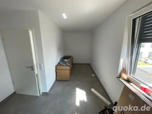 Möbel aufbauen, Allround Handwerker Bild 2