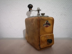 ZASSENHAUS Mokka Formschöne und Funktionale Kaffeemühle 