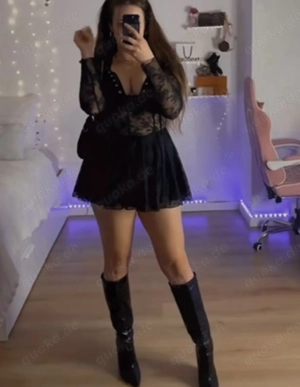 Erfahrende Domina für Sissytraining & Feminisierung