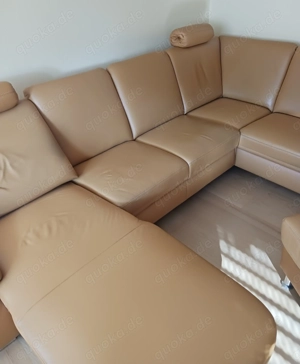 Couchgarnitur Leder mit Schlafplatz und Hocker -gebraucht- Bild 7