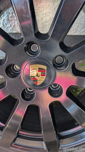 Porsche Felgen mit Winterbereifung 