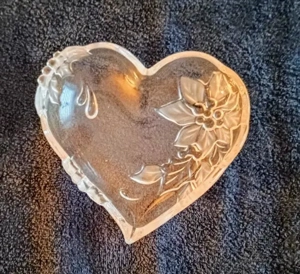 Verkaufe Glas Schale Herzform