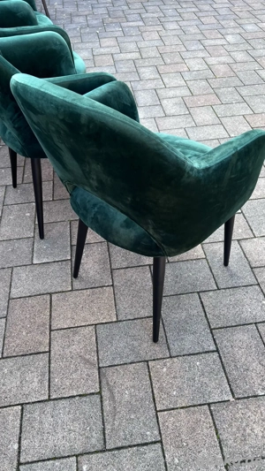 Samt-Armlehnstuhl in Grün Bild 3