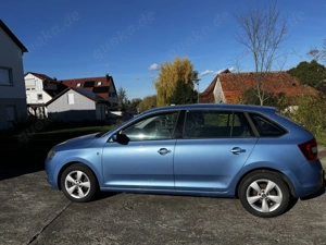 Skoda Rapid - Privatverkauf Bild 2
