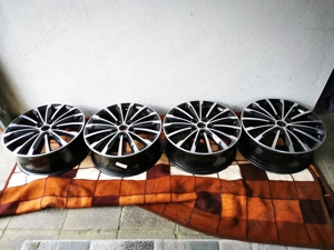 (4x) Alufelgen, Typ "Trinity", neuwertiger Zustand