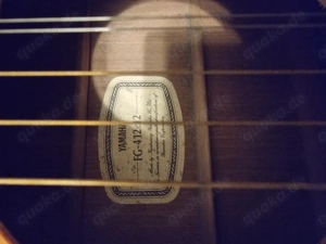 Zwölfsaitige Gitarre Yamaha Bild 2