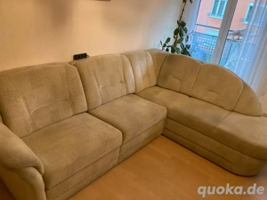 Couch mit Schlaffunktion und Bettkasten zu verkaufen