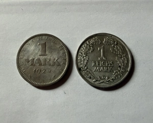 Weimarer Republik: 1 Mark 1924 A und 1 Reichsmark 1925 D Silber