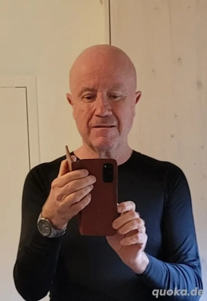 56jähriger sportlich-schlanker Typ sucht netten, sympathischen Ihn für Freundschaft oder mehr