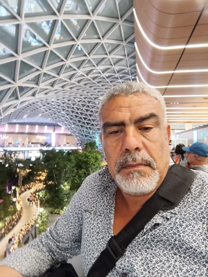 Ich suche eine ältere Frau.