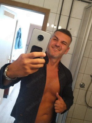 suche einen unterwürfigen Sklaven.