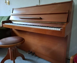 Klavier von Furstein