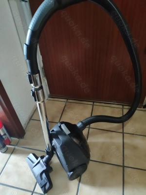 Staubsauger Amasonbasics mit Beutel