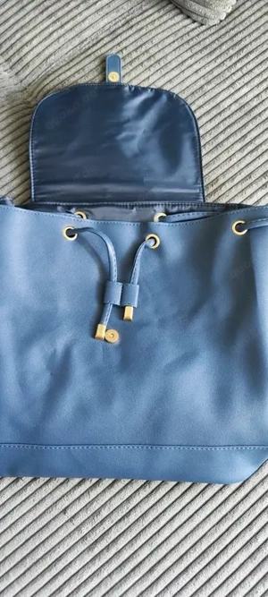 Blauer Rucksack Neu mit Zugabe Bild 2