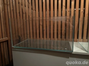 Aquaristik-Zubehör & zwei Terrarien