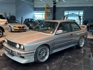 BMW M3 E30 S14 EVO-Paket Airbox Restauriert §23 HR