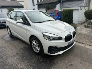 BMW 216 216d Panorama Sportsitze SHZ PDC Navi Klima uvm