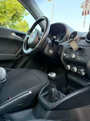 Audi A1 1.2 TFSI Sportback Ambition Bild 3